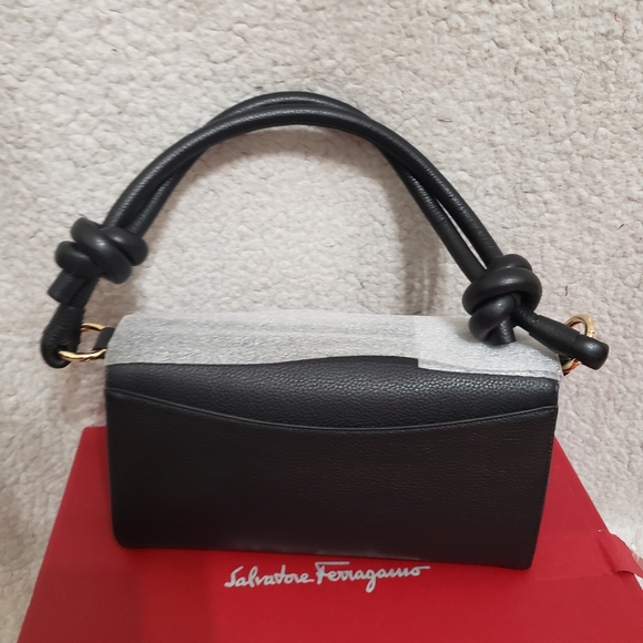 FERRAGAMO Glam Shoulder Bag - Picture 3 of 16